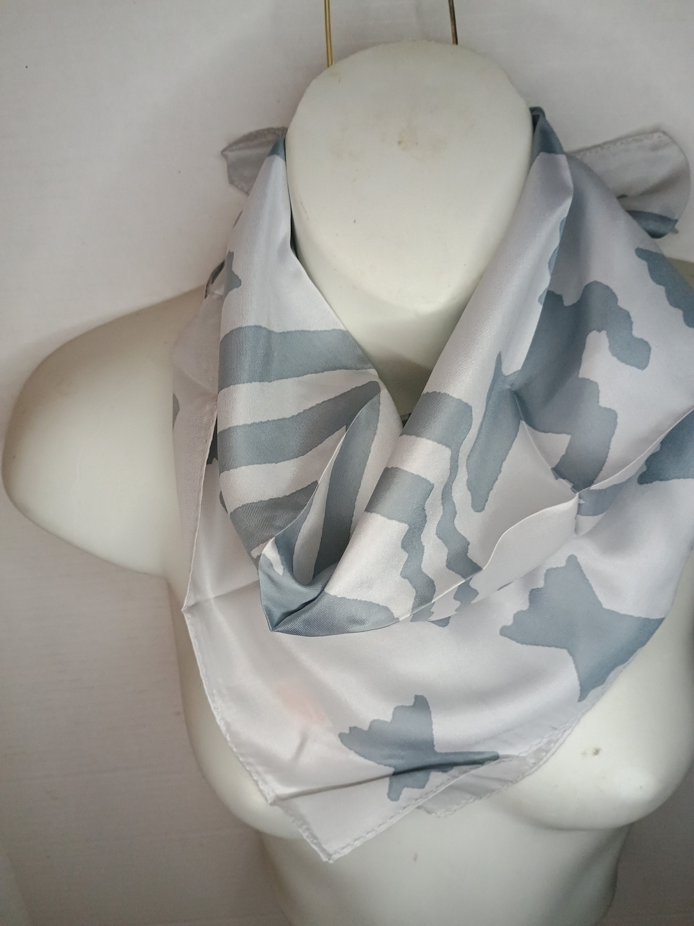 Vintage Glentex Silk Blend Blue Gray  Patterned Women's Scarf 20x20 New